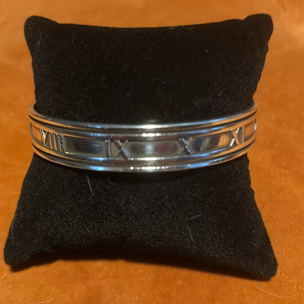 Tiffany and Co. Atlas collection Sterling silver wide bangle